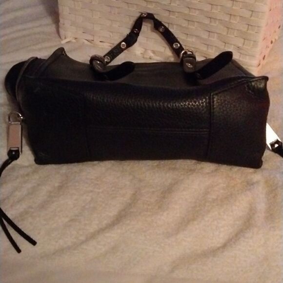 Henri Bendel   - Picture 11 of 13